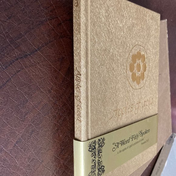 Vintage BOOKS "Wings of Silver" & "Apples of Gold" Words of Wisdom Set (RARE) - Picture 7 of 12